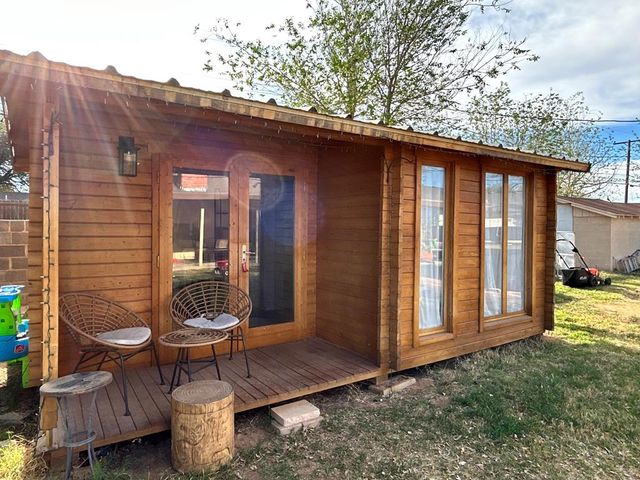 1109 Mogford St, Midland, TX 79701