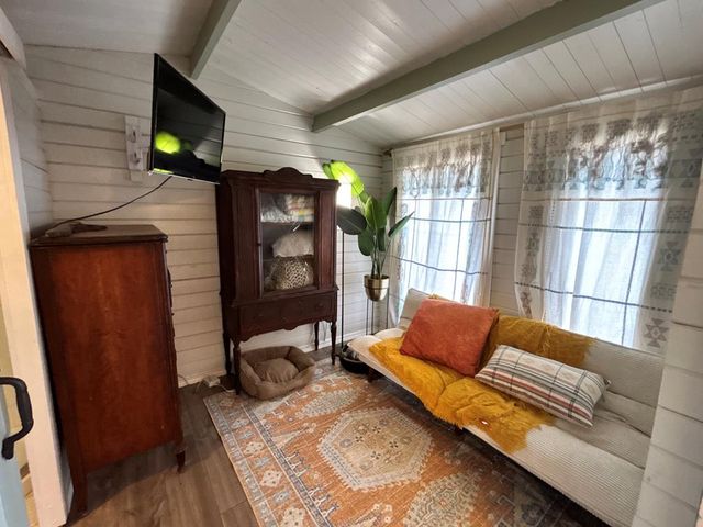 1109 Mogford St, Midland, TX 79701