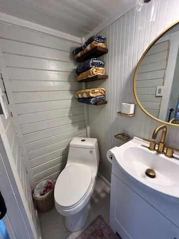 1109 Mogford St, Midland, TX 79701