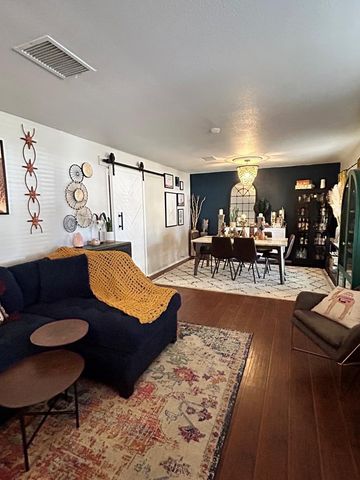 1109 Mogford St, Midland, TX 79701