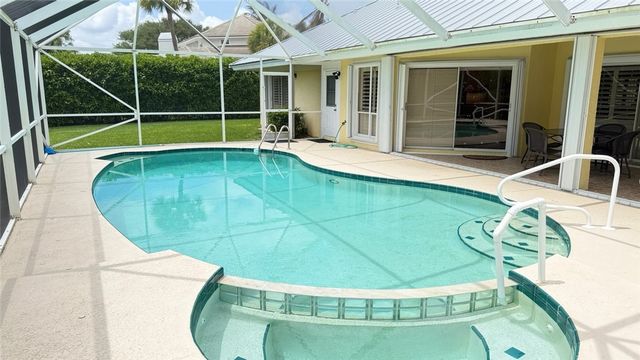 2145 Waltons Court, Vero Beach, FL 32963