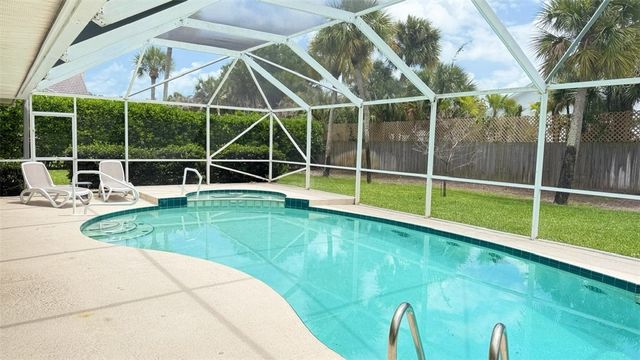 2145 Waltons Court, Vero Beach, FL 32963