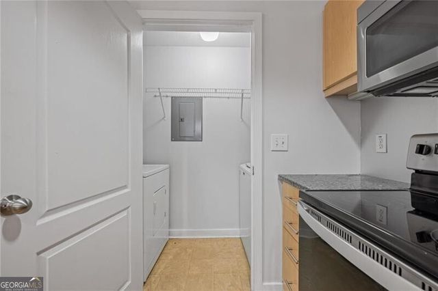 390 17th Street NW 2001, Atlanta, GA 30363