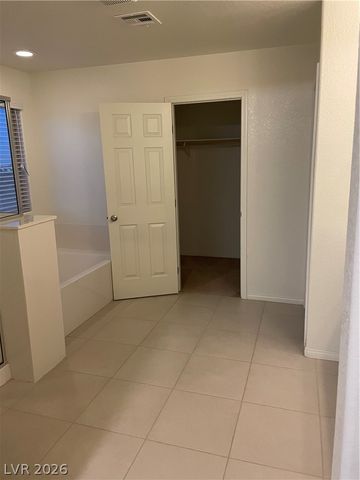 8222 Grizzly Peak Drive, Las Vegas, NV 89113