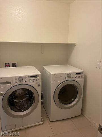 8222 Grizzly Peak Drive, Las Vegas, NV 89113