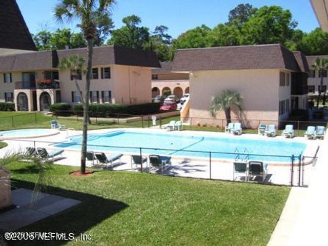 1530 EL PRADO Road 6, Jacksonville, FL 32216