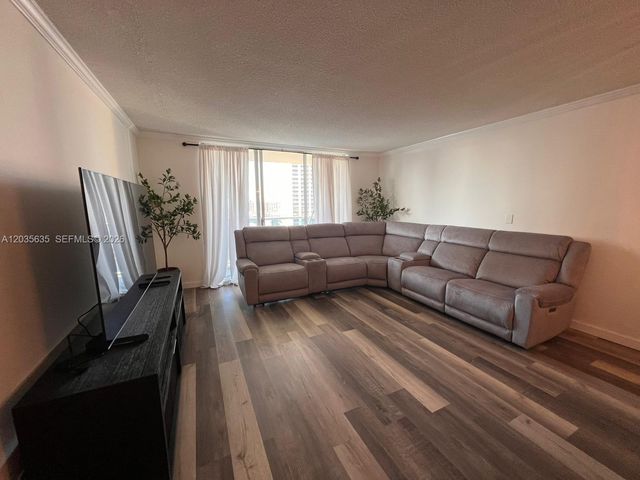 3800 S Ocean Drive 1808, Hollywood, FL 33019