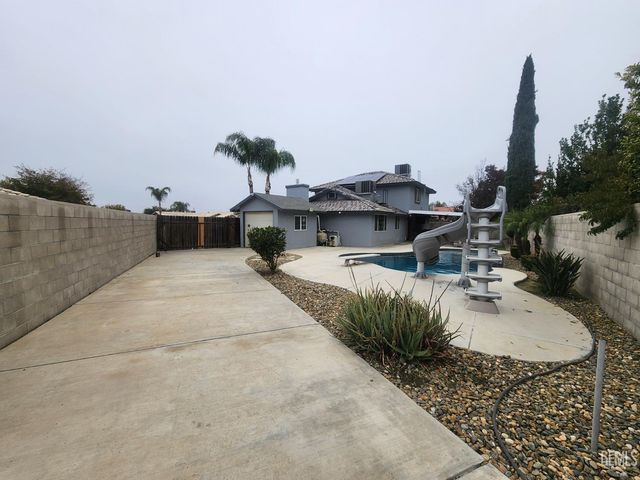 612 Hitchcock Avenue, Shafter, CA 93263