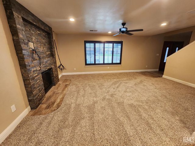 612 Hitchcock Avenue, Shafter, CA 93263