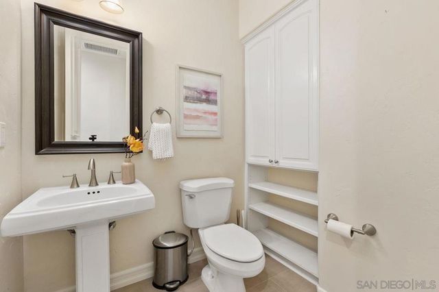 14353 Sandhill Dr., Poway, CA 92064