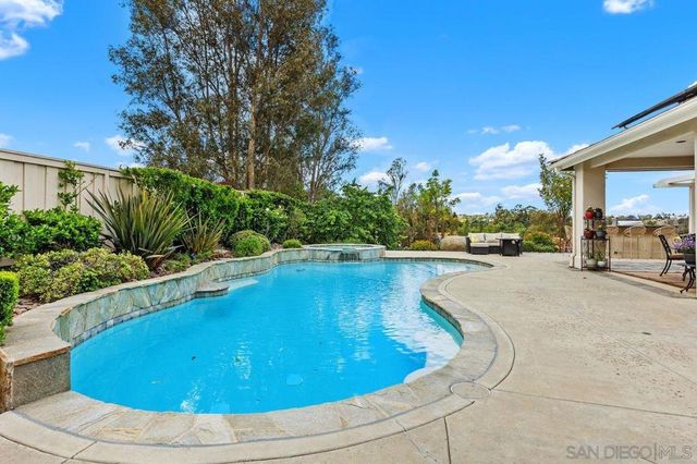 14353 Sandhill Dr., Poway, CA 92064