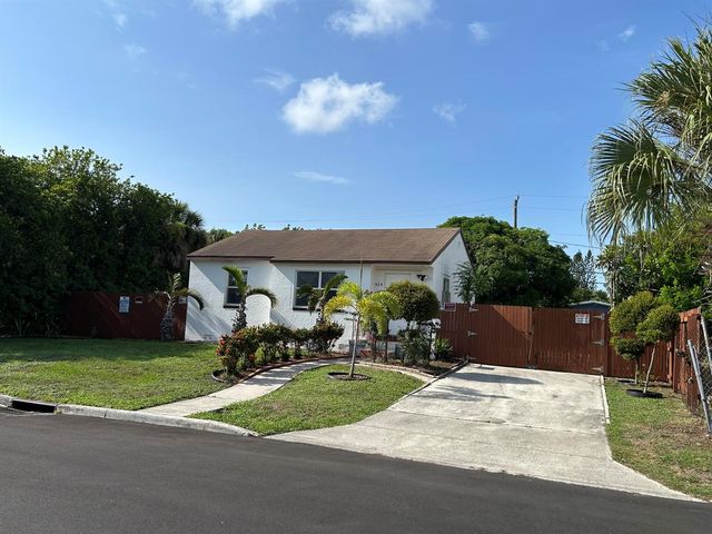614 42nd Street, West Palm Beach, FL 33407