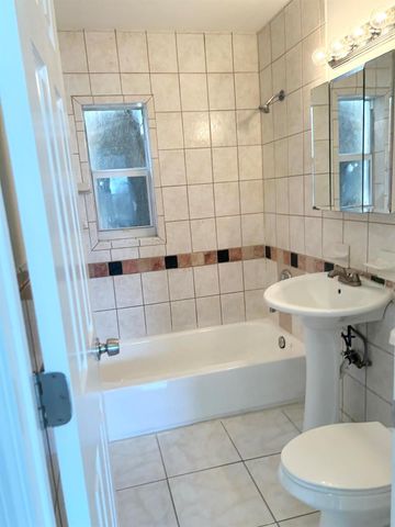 614 42nd Street, West Palm Beach, FL 33407