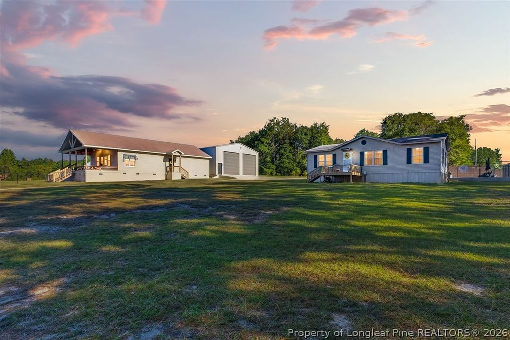 1744 Sampson Acres Drive, Clinton, NC 28328 — exterior