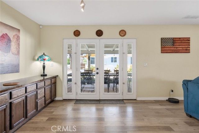 1044 Meadowview Court, Corona, CA 92878