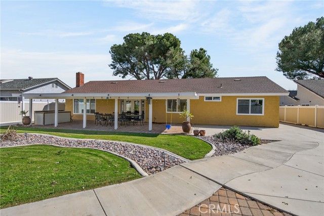 1044 Meadowview Court, Corona, CA 92878