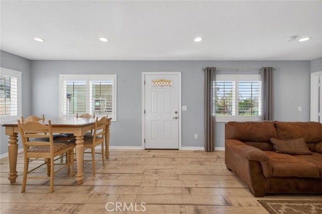 1044 Meadowview Court, Corona, CA 92878