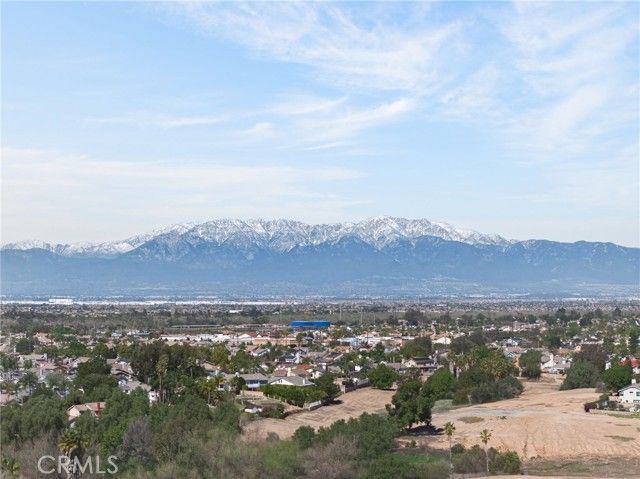 1044 Meadowview Court, Corona, CA 92878