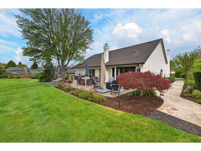 20390 Nw QUAIL HOLLOW Dr, Portland, OR 97229