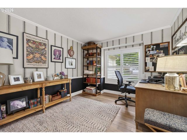 20390 Nw QUAIL HOLLOW Dr, Portland, OR 97229