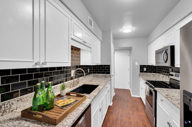 6040 Birchbrook Drive 236, Dallas, TX 75206