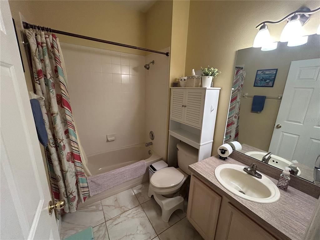 Image 10 of property listing at 344 N FOREST AVENUE, Orlando, FL 32803