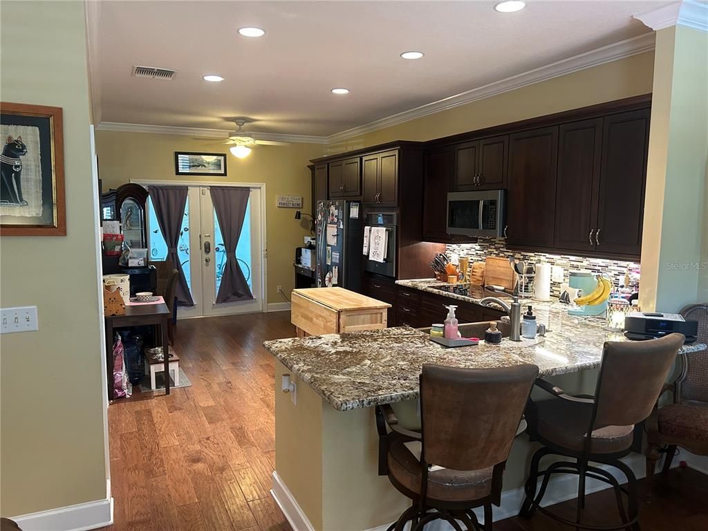 Image 5 of property listing at 344 N FOREST AVENUE, Orlando, FL 32803