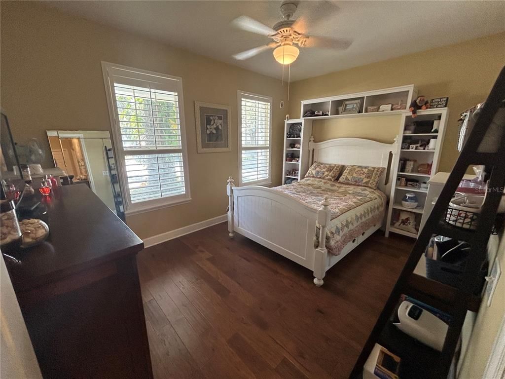 Image 6 of property listing at 344 N FOREST AVENUE, Orlando, FL 32803