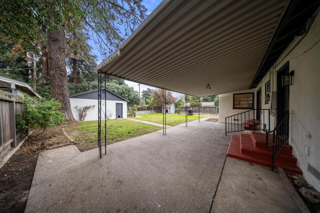 709 Enslen Ave, Modesto, CA 95354