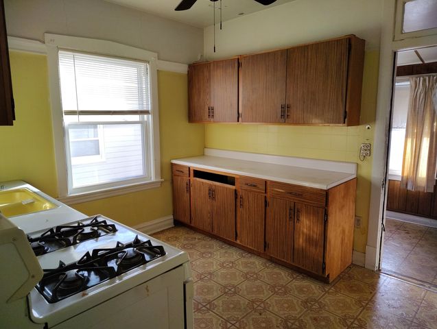 5541 W Grace Street, Chicago, IL 60641