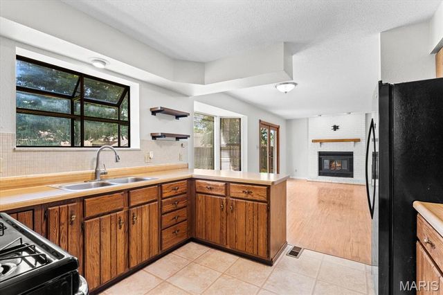 316 Arbor Drive, Swansea, IL 62226