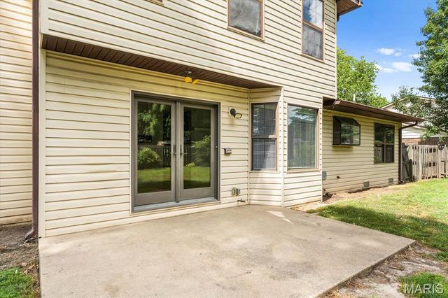 316 Arbor Drive, Swansea, IL 62226