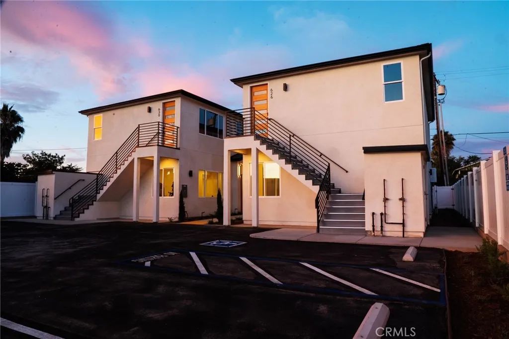 630 N Juniper Street, Escondido, CA 92025