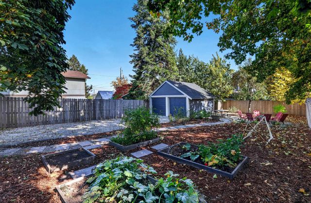 745 S Hatch St, Spokane, WA 99202