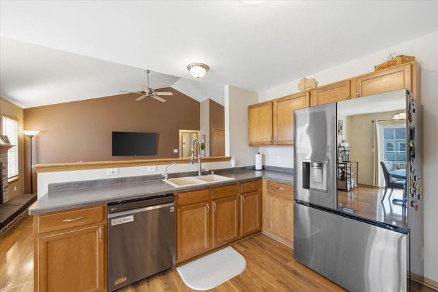1418 Center STREET, Hartford, WI 53027
