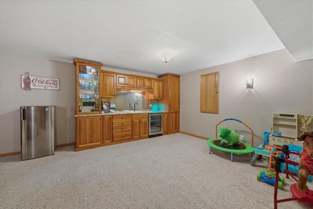 1418 Center STREET, Hartford, WI 53027