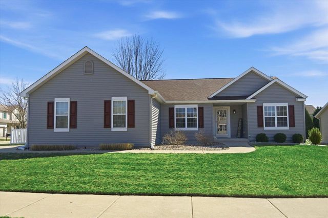 1418 Center STREET, Hartford, WI 53027
