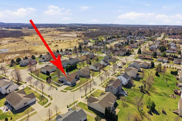 1418 Center STREET, Hartford, WI 53027