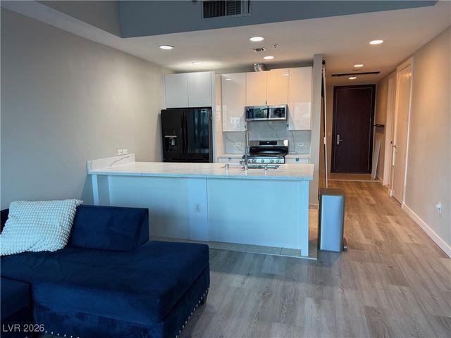 4525 Dean Martin Drive 401, Las Vegas, NV 89103