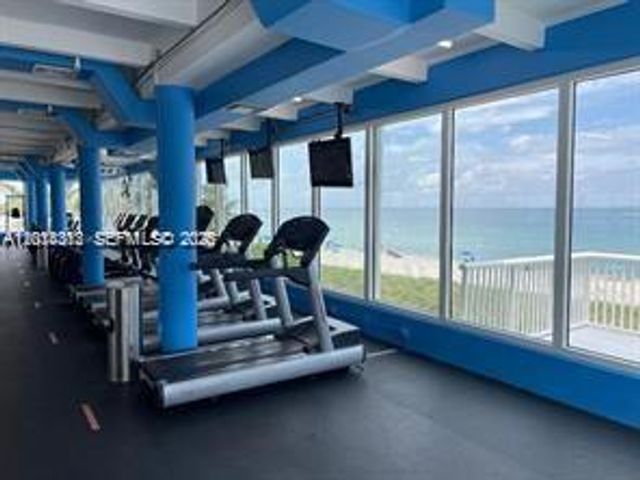 5401 Collins Ave 932, Miami Beach, FL 33140
