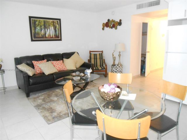5401 Collins Ave 932, Miami Beach, FL 33140