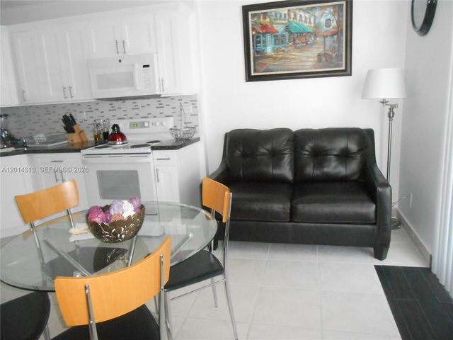 5401 Collins Ave 932, Miami Beach, FL 33140