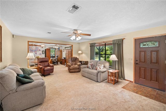 3248 County Road 324, Caldwell, TX 77836
