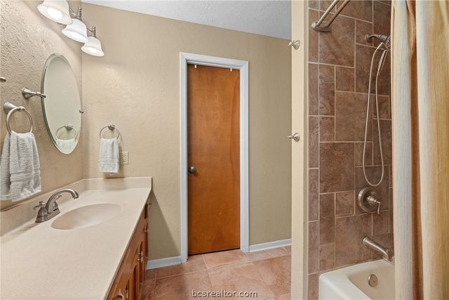 3248 County Road 324, Caldwell, TX 77836