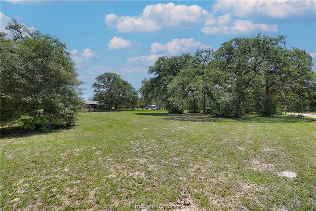 3248 County Road 324, Caldwell, TX 77836