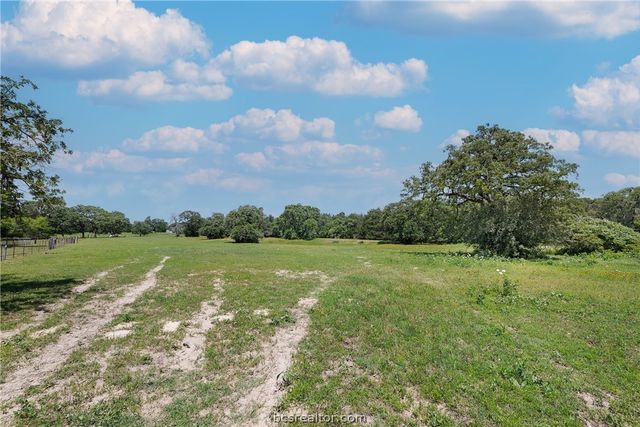 3248 County Road 324, Caldwell, TX 77836