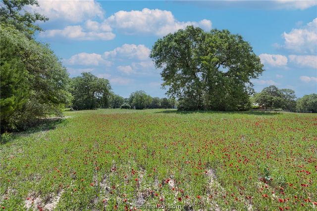 3248 County Road 324, Caldwell, TX 77836