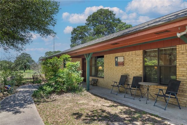 3248 County Road 324, Caldwell, TX 77836