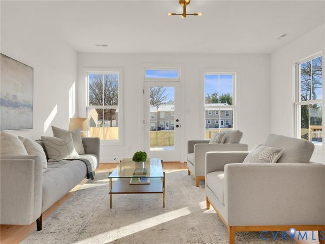 2224 Perry St, Richmond, VA 23225