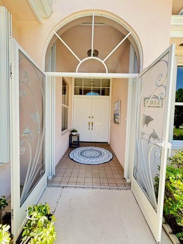 5018 SE Heartleaf Terrace, Hobe Sound, FL 33455